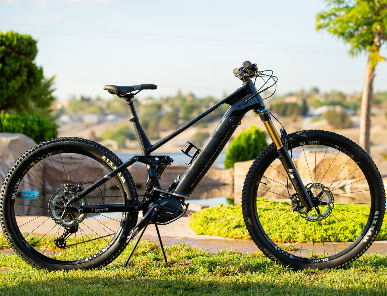 E-Bikes Full Suspension